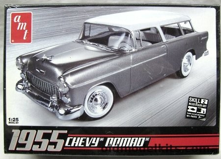 AMT 1/25 1955 Chevrolet Nomad Wagon, 637 plastic model kit